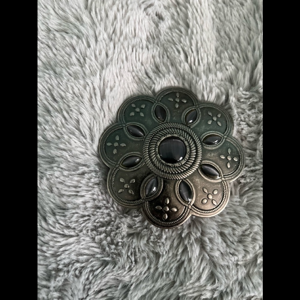 Silver Flower Belt Buckle with Purple Stones